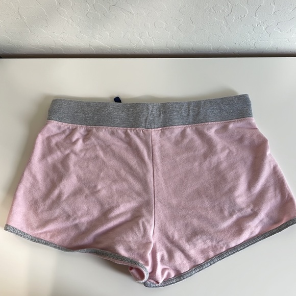 Champion shorts - Picture 2 of 3